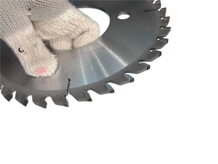 Metal Saw Blade Manufacturer